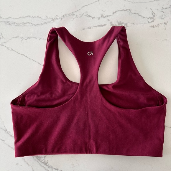 Gap fit sports bra, red, medium support. Like new! - Picture 2 of 3